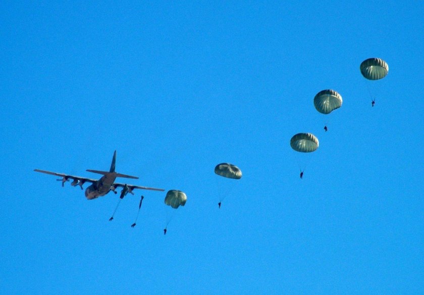 ВДВ прыжки с парашютом с ил76