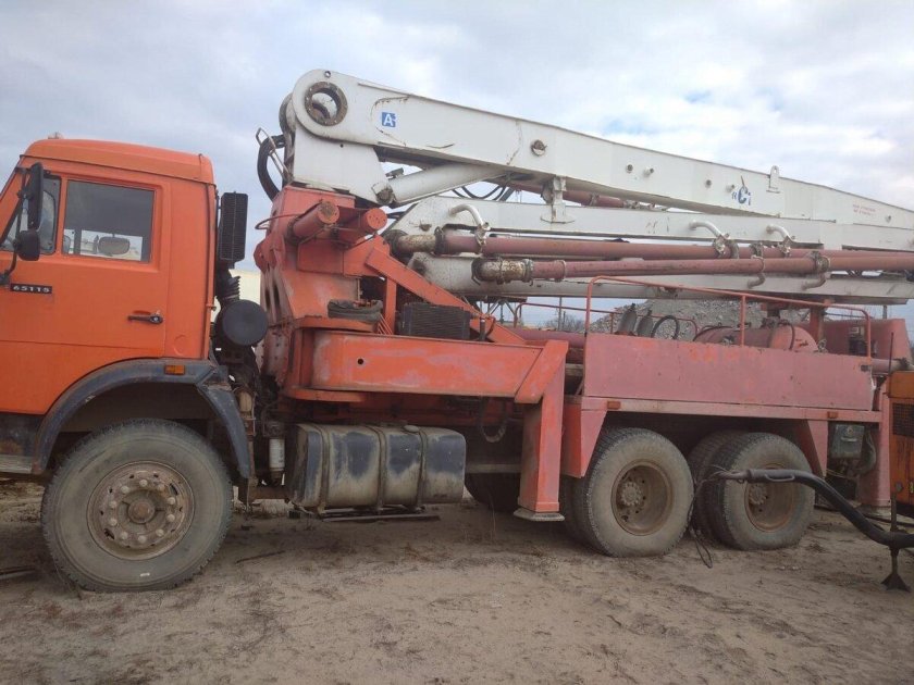 Автобетононасос камаз 42метра