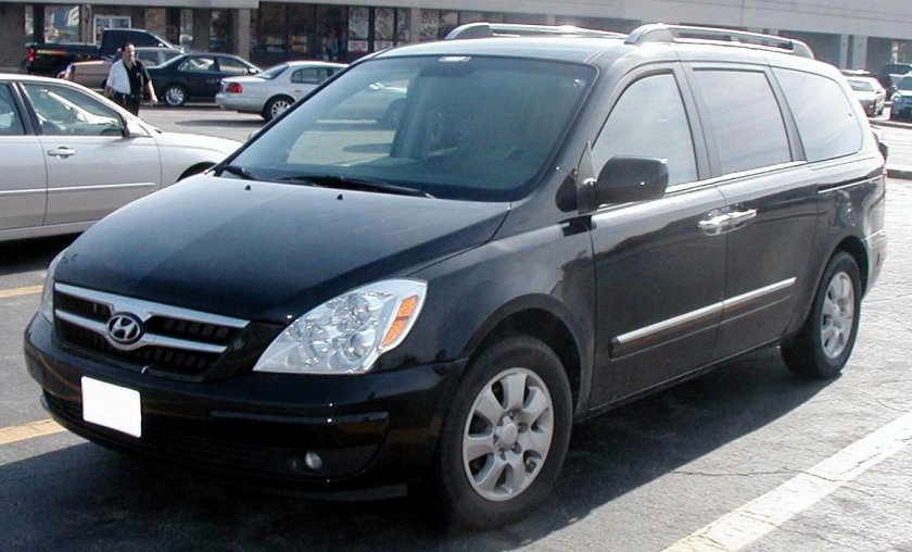 2007 hyundai entourage