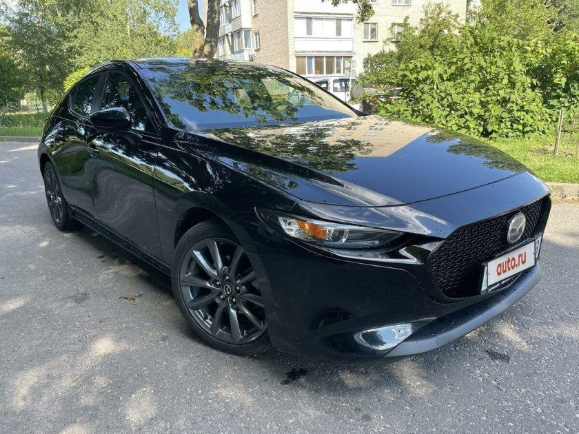 Мазда 3 2019 года