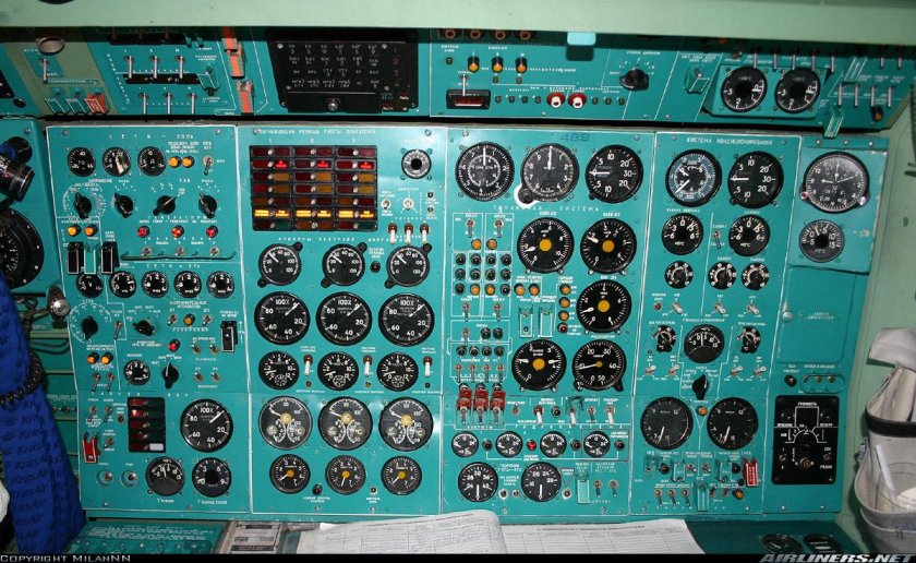 Приборная панель ил-86