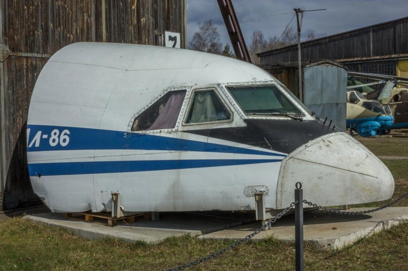 Кабина ил-86 Монино