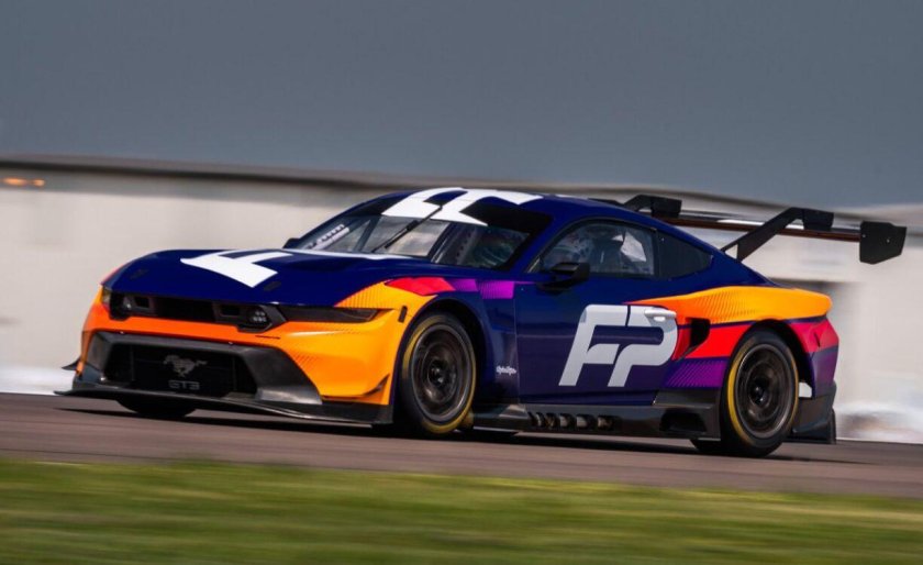 Форд Мустанг 2024