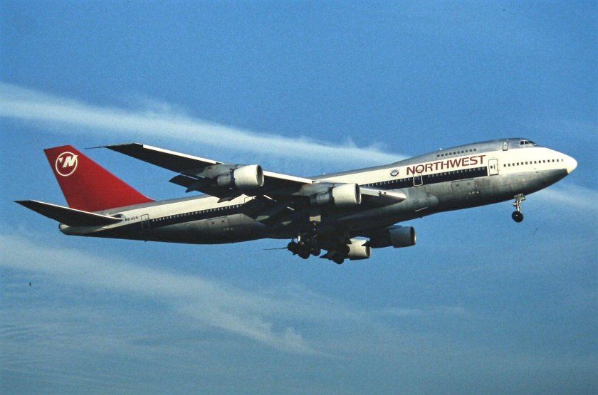 Боинг 747 Northwest