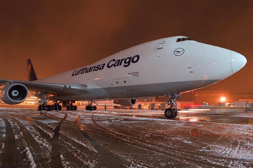 Боинг 747 карго