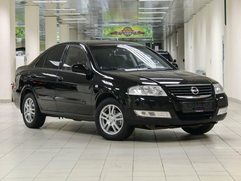 Nissan Almera Classic Black