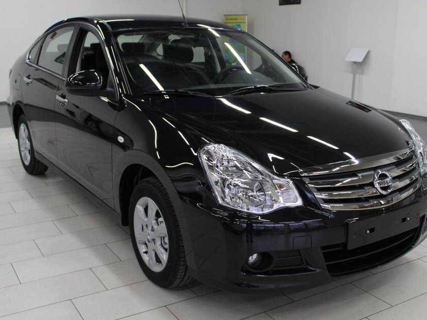 Nissan Almera 2016 черный