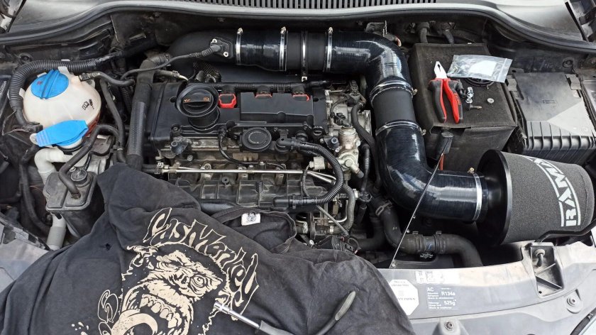 Двигатель Пежо 308 1.6 турбо