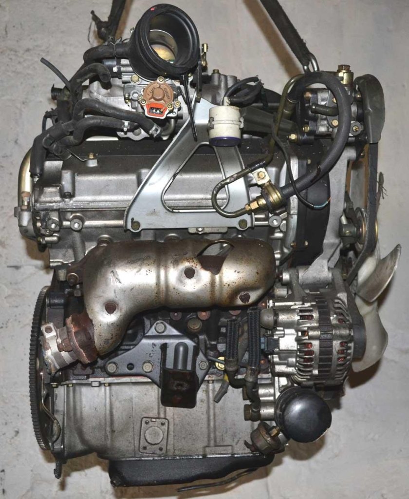 Двигатель Mitsubishi 6g74