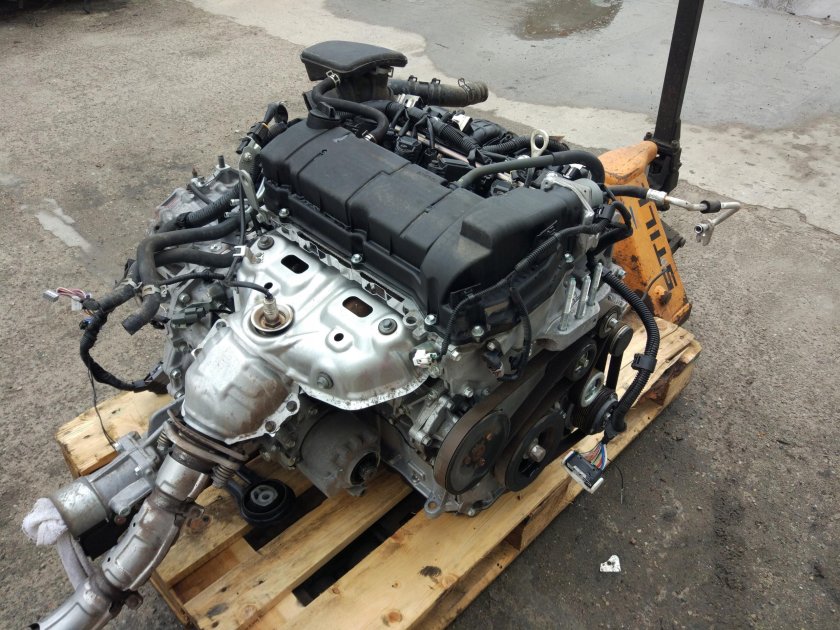 Мотор Аутлендер 2.4