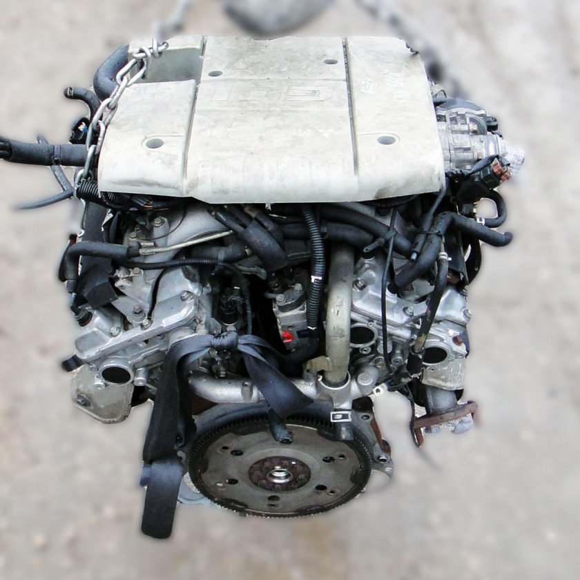 Двигатель Mitsubishi 6g74