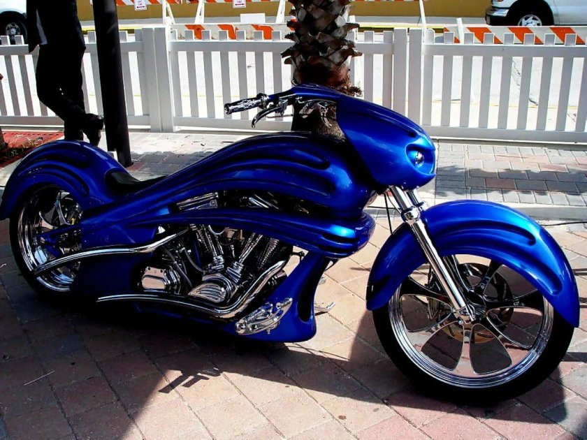 Мотоцикл Ямаха чоппер