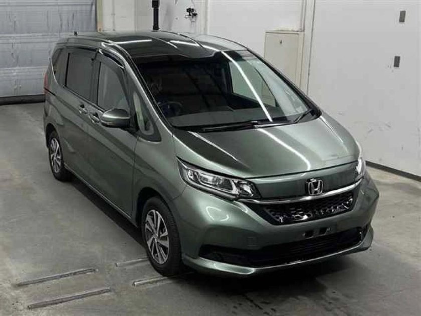 Honda freed 2022