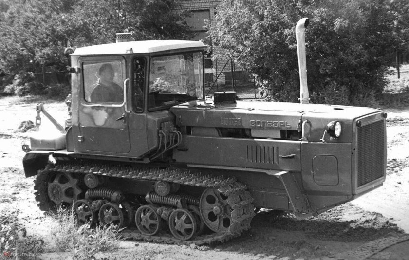 ДТ-175 Волгарь