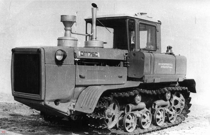 ХТЗ Т-150 гусеничный