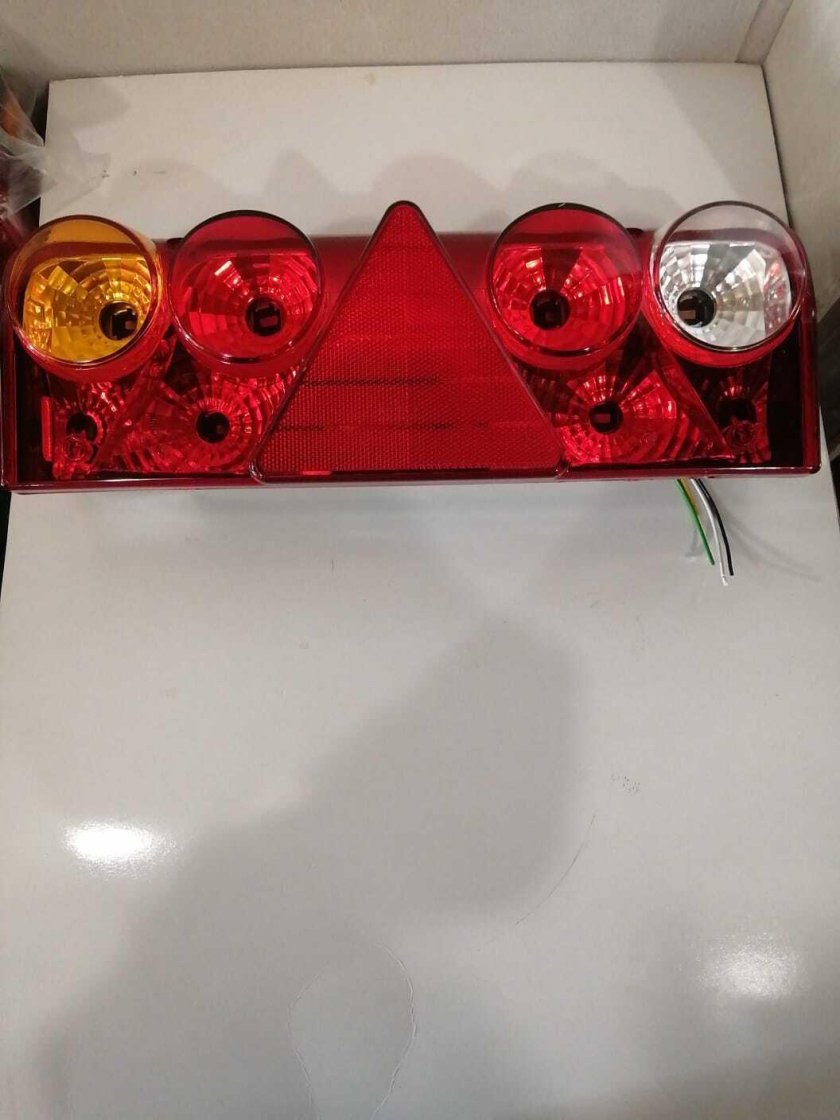 Фонарь задний Schmitz Europoint III