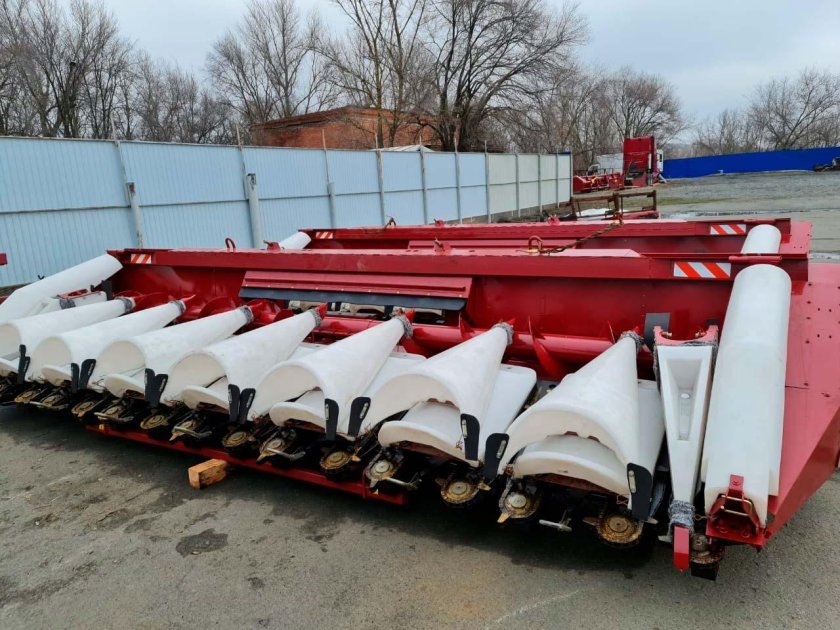 Жатка кукурузная cornmaster 8