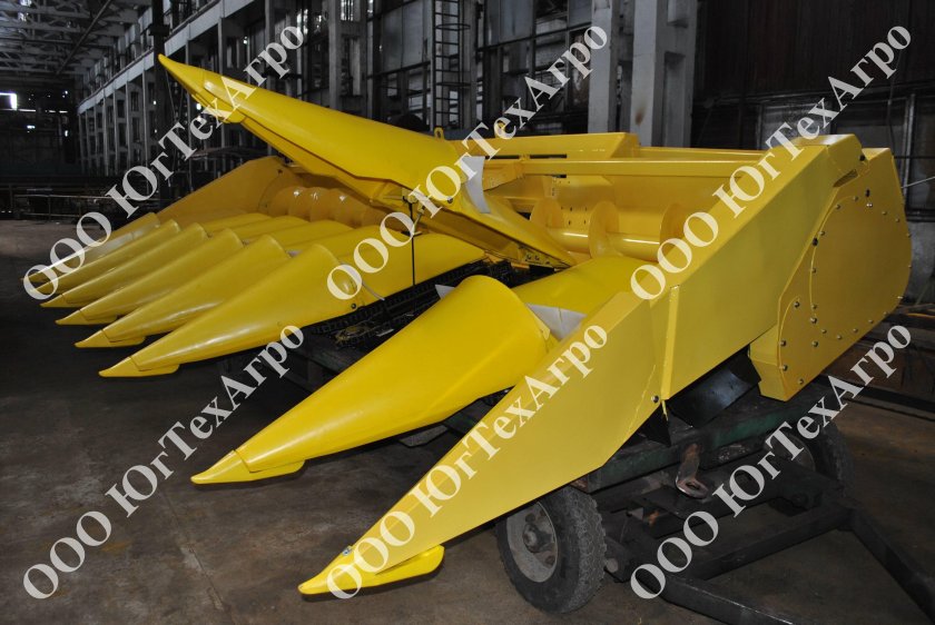 Жатка для уборки кукурузы Джон Гривс