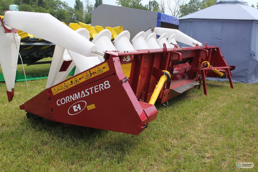 Жатка кукурузная CORNMASTER 8