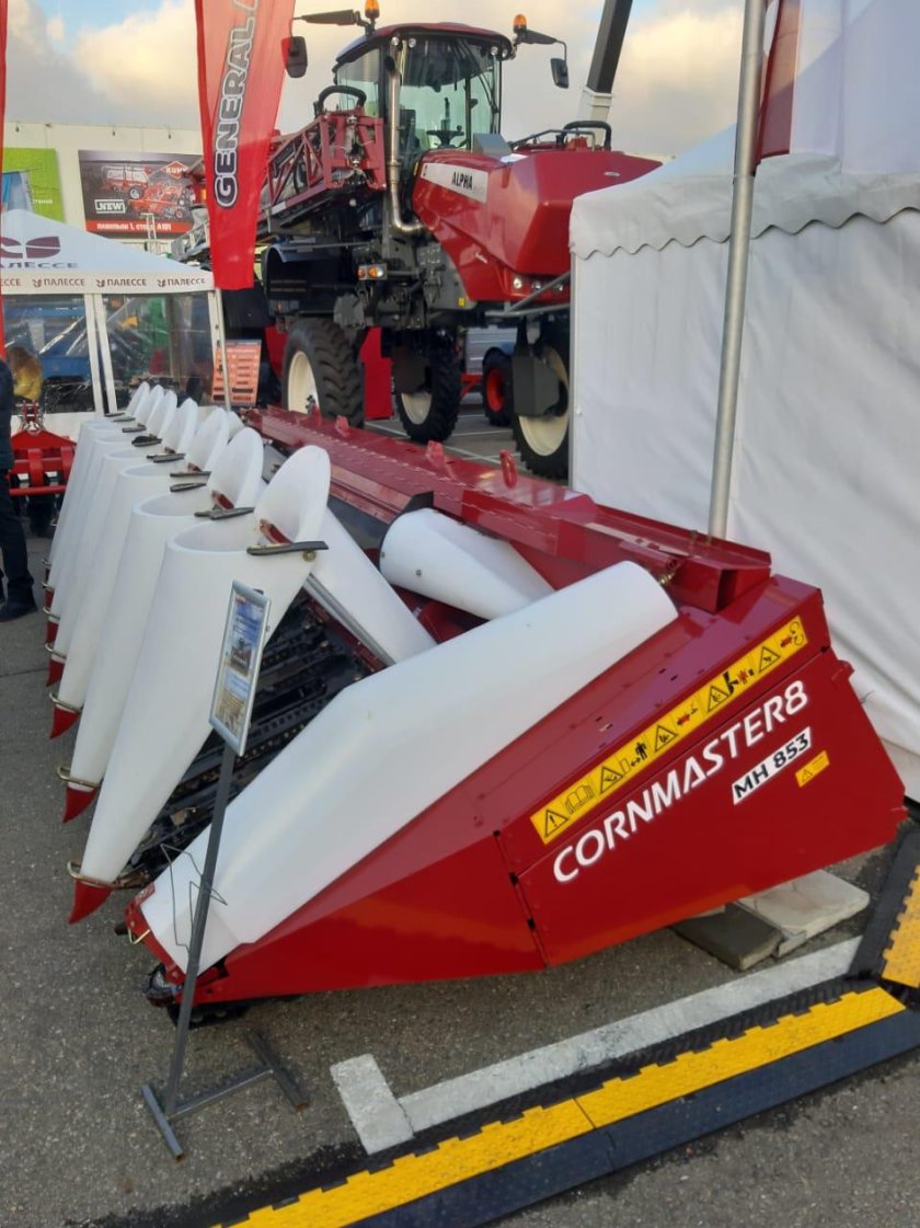 CORNMASTER 8