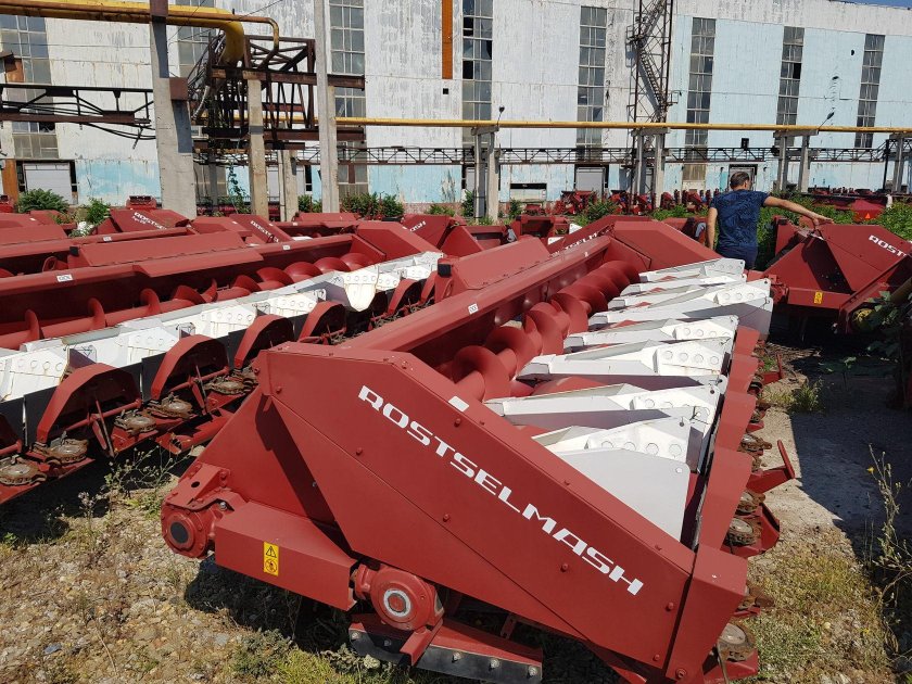 Жатка кукурузная ППК-81