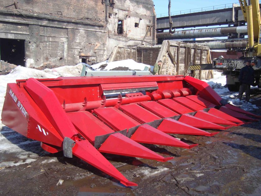 Уборка жаткой наш кукурузу