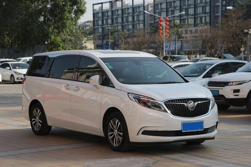 Buick минивэн gl8