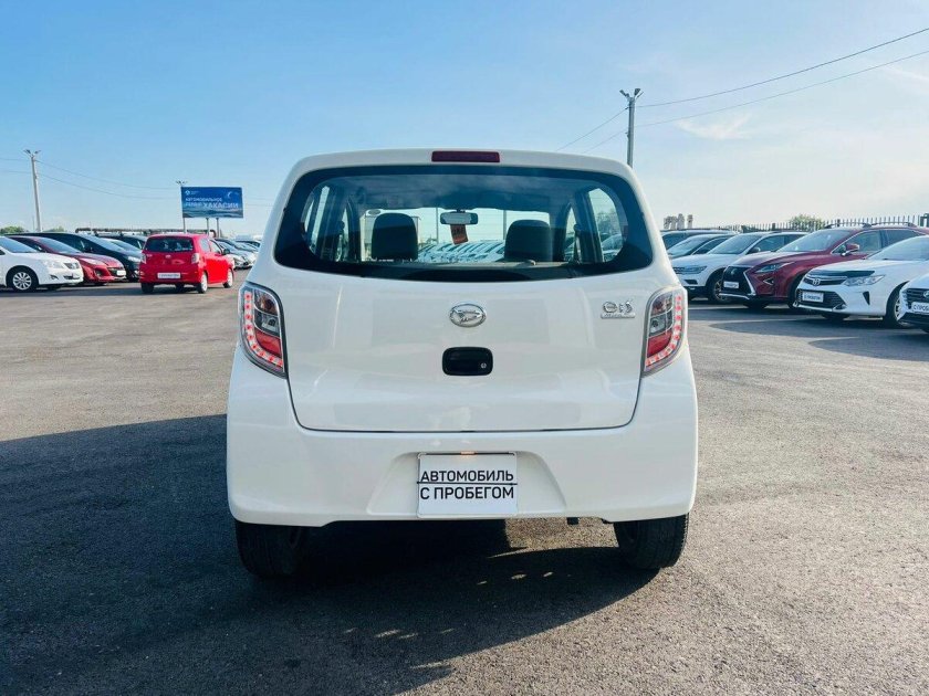 Дайхатсу мира ес 2016