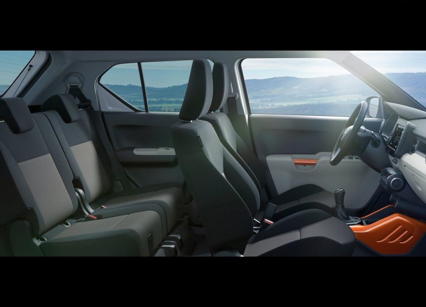 Сузуки Игнис 2017 салон