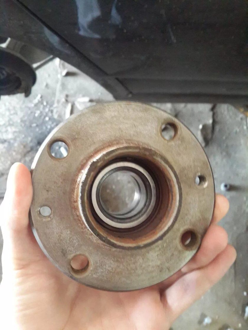 Задняя ступица Саманд 1.8