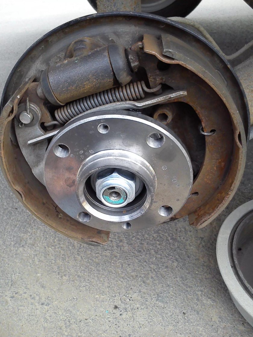 Задняя ступица Лада Приора