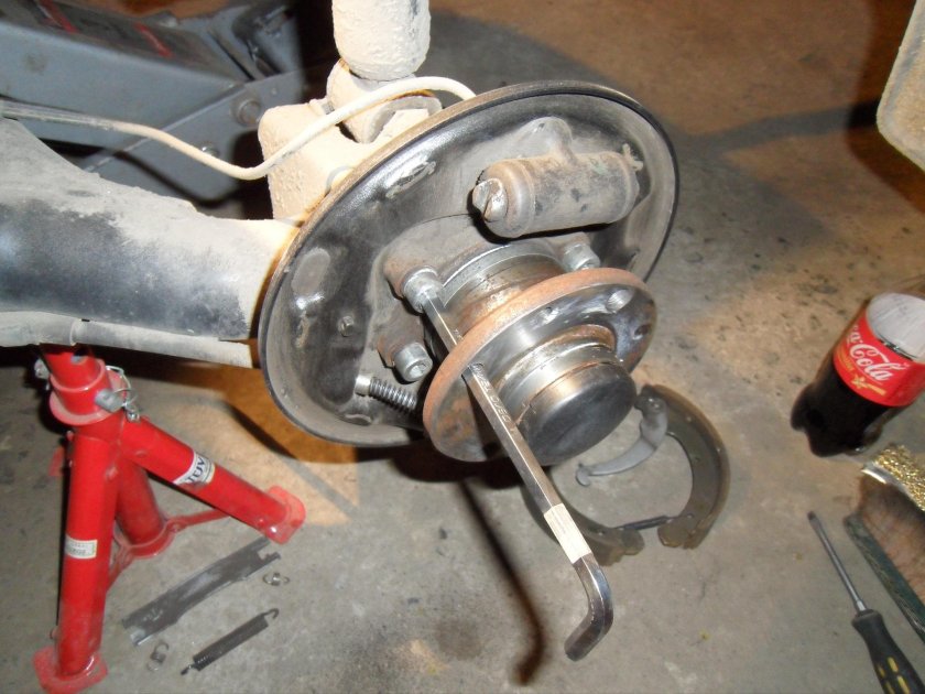 Крепление задней ступицы ВАЗ 2115