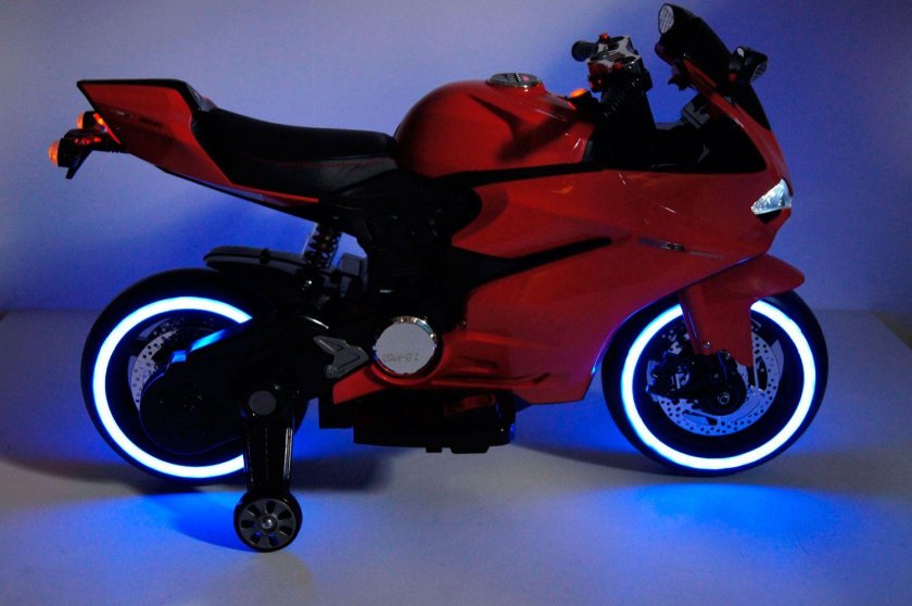 RIVERTOYS Moto a001aa