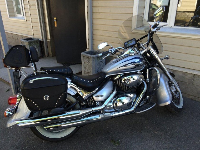 Suzuki boulevard c 50