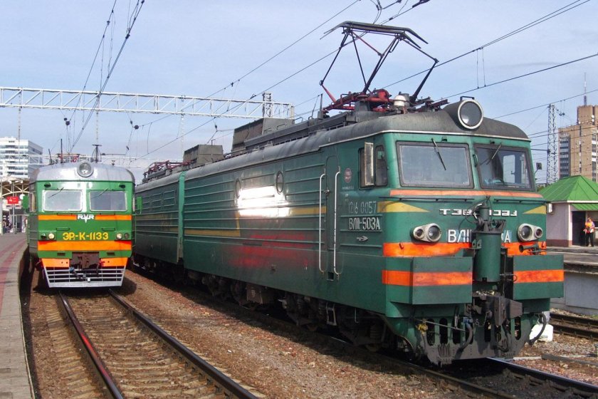 Поезд электровоз