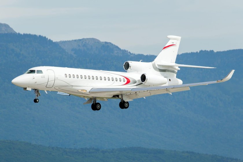 Dassault falcon 8 x
