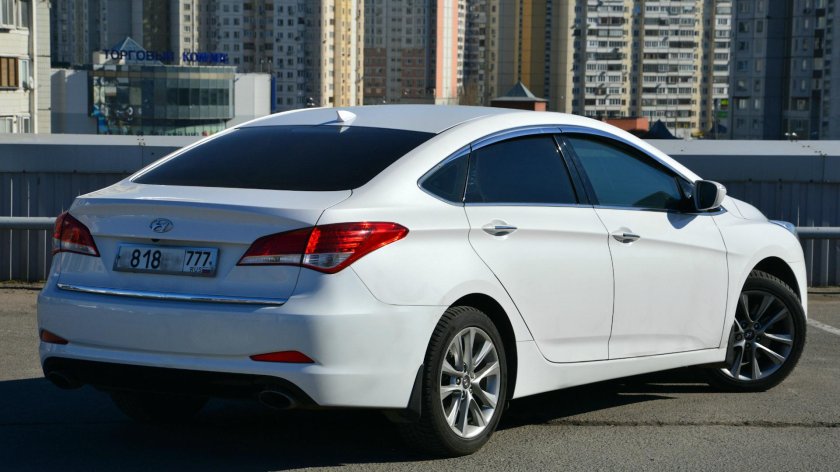 Hyundai i40 белый