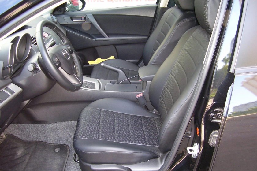 Чехлы Мазда 3 BK