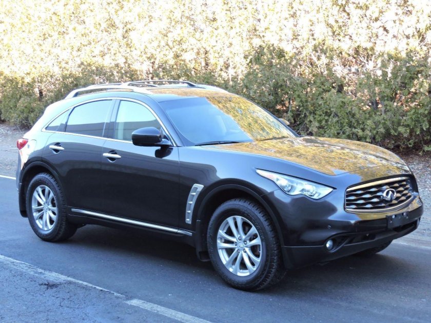 Infiniti fx35 QX