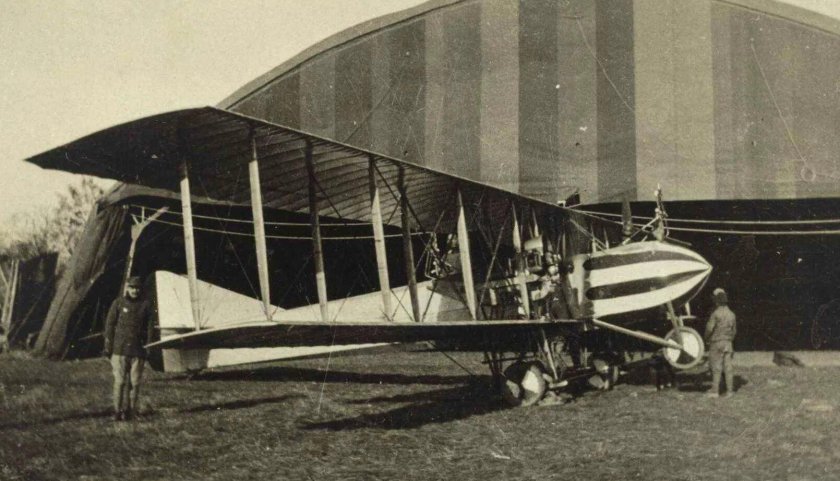 Caudron r.4