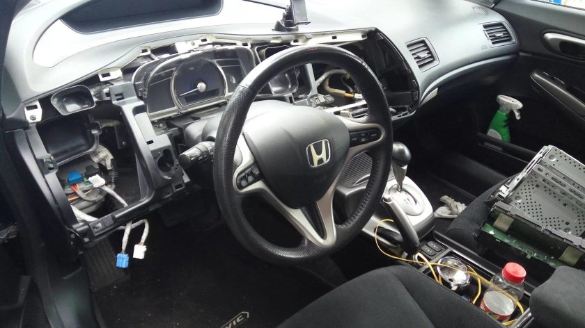 Торпедо Honda Civic 4d