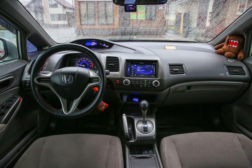 Honda Civic 2008 седан салон