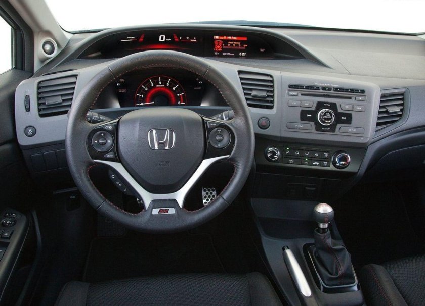 Honda Civic 2012 седан салон