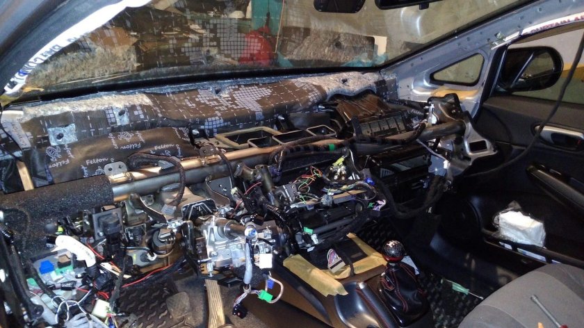 Снятие Торпедо Хонда Цивик 4д