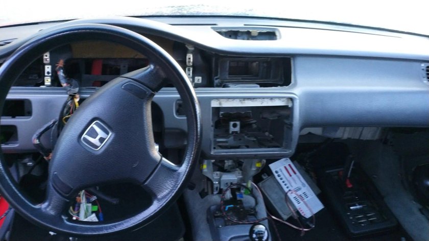 Черная Торпедо Honda Civic EG