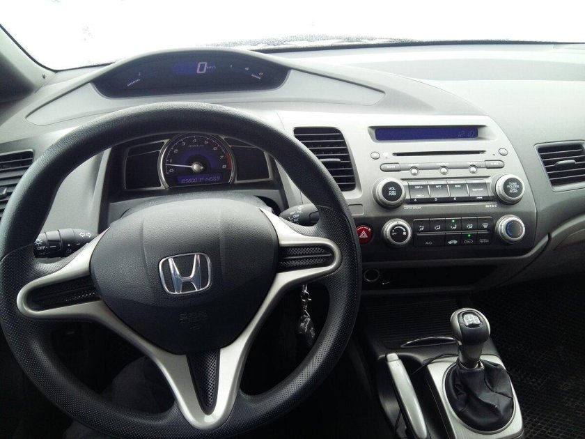 Honda Civic 2007 1.8 автомат