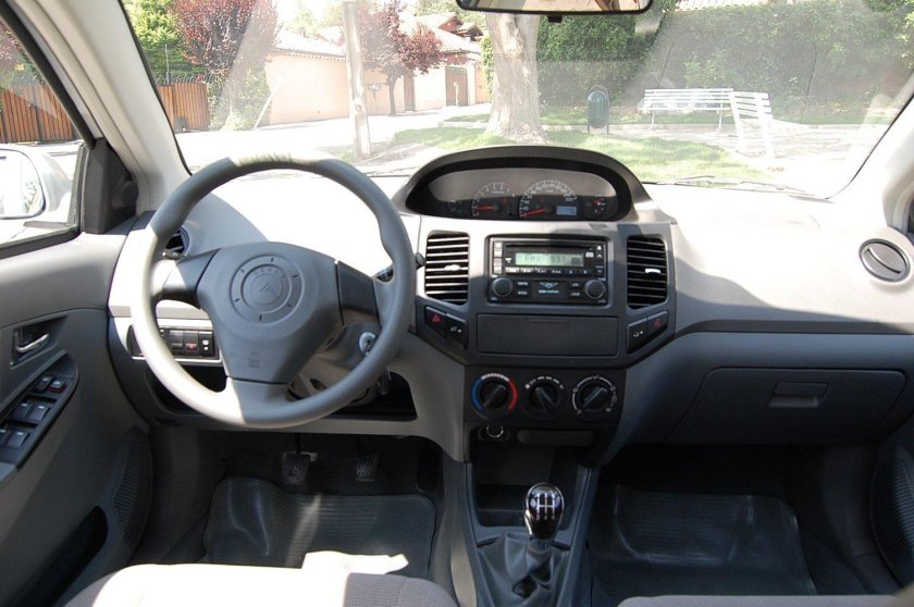 Geely MK 2012 салон