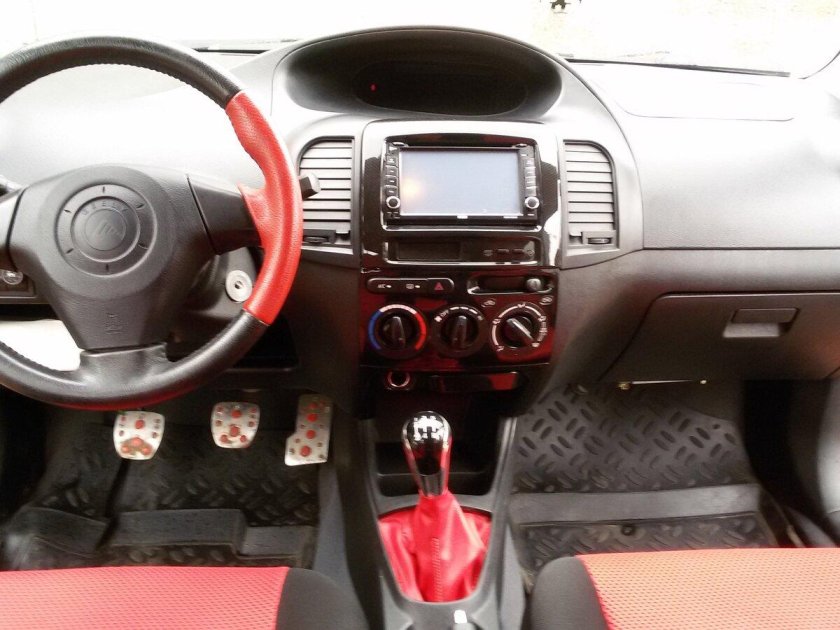 Geely MK 2013 салон