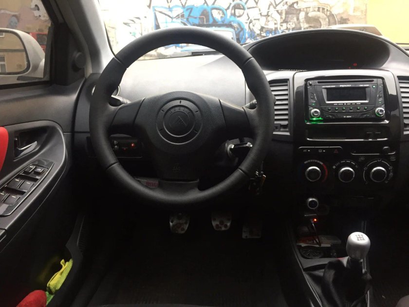 Geely MK 2012 салон