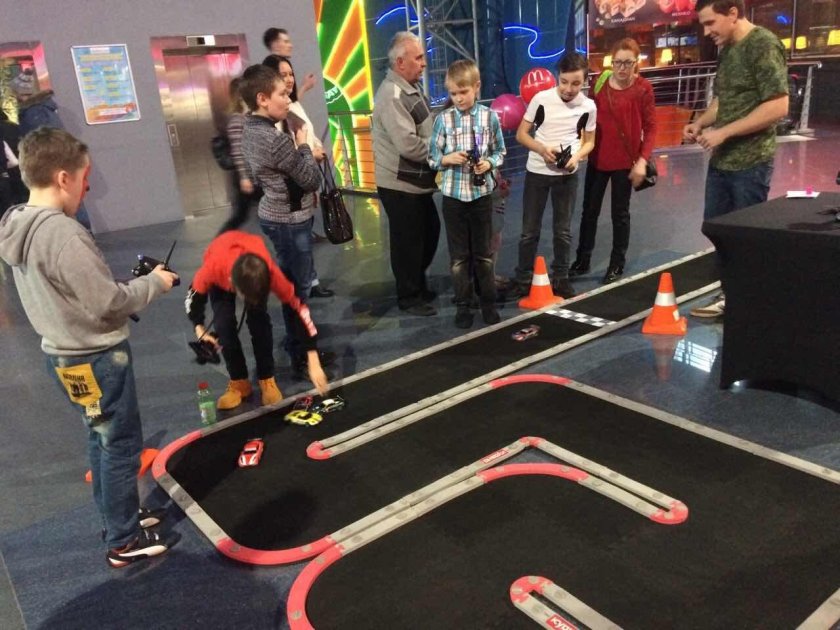 Аттракцион трек